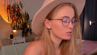 linellali chaturbate watch Porn from 22-october-2022