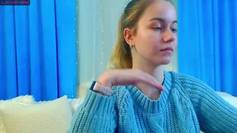 _anna_aa december-11-2022 webcam HD
