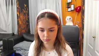 simply_lily november-26-2022 camerawork