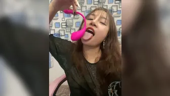 cherry--xxxx stripchat november-19-2022 camerawork