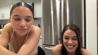 ittybity115598 chaturbate december-29-2022 naked record