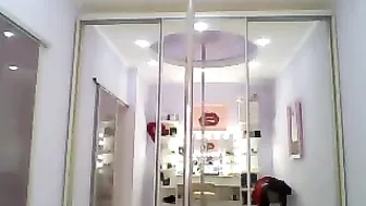 milla_jo slender chick jerks off