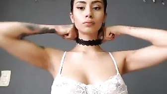 allien2fuck Juicy babe sucking dick and not only