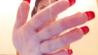 flybigtitsnow put on display his chest