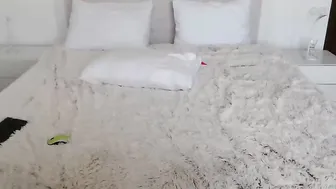 sexanddeepthroat Thin slut masturbates pussy