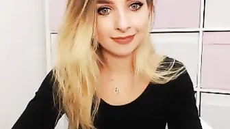 luckylila takes off her clothes