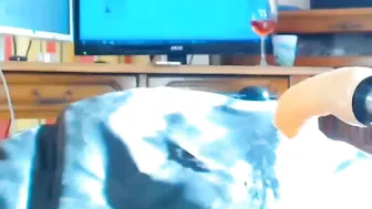 brianaxbanks Cute little woman pulling nipples