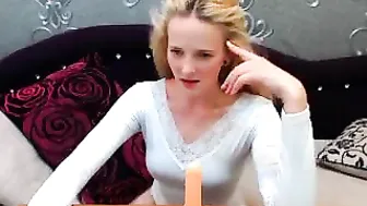 sweet_sayora Cute blonde in free chat