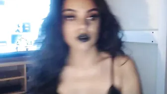 ebonyjasmine Hot chick fingering both holes