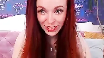 redhead_pussy Spicy shlendra caresses nipples