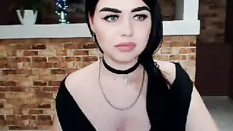 margo_queen Khokhlushka poops on webcam