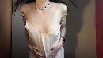 elizajuice Mature mare recklessly caresses pussy