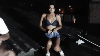andresycarol Big breasted prostitute eroticly undressed