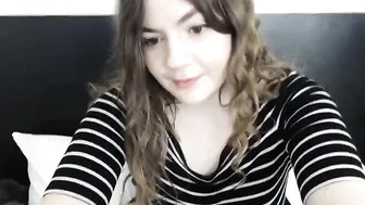 okaykaya Sexy women are naughty with sex toys