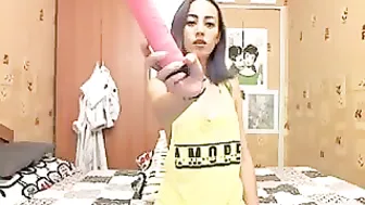 missnina26 Beautiful brunette shows off her tits