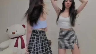 flowery__girls - camporn [Chaturbate] 25-May-2023 latest