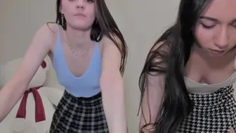 flowery__girls - Show [Chaturbate] 27-May-2023 latest