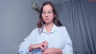 [chaturbate] mysweet_kiss put my fingers in my girlfriend