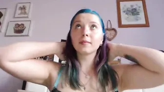 hello_x Hot bitches erotically posing