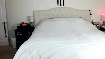 MyFreecams Spicy chick fucks sex toy