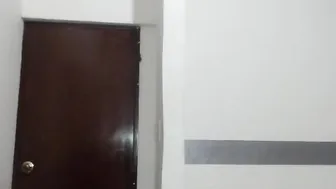 deisy18 Blonde babe bares her tits