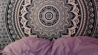 xo_ashley Gorgeous young lady jerks both holes