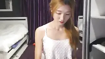 MyFreecams Gorgeous krail pulls unshaven pussy