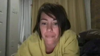 [chaturbate] bigtittygoddess25 Jan-15-2024 fucks her wet pussyhole