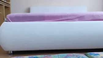 MyFreecams Charming babe fucks herself