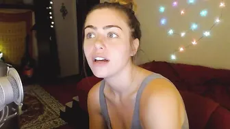 MyFreecams stripping and masturbating