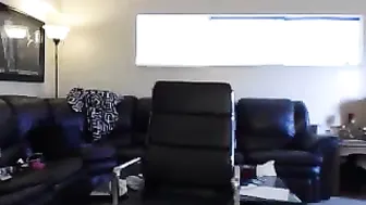 MyFreecams Juicy babe caresses pussy