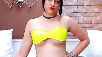 anngellique Beautiful chick takes off her underwear