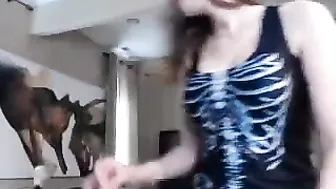 MyFreecams Shrewd bitch licks anus girlfriend
