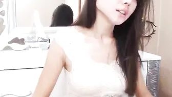 MyFreecams Gorgeous teen rides sex toy
