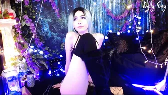 MyFreecams Crazy beast develops anus