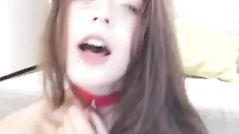 MyFreecams Crazy chick fondles her cunt by hand