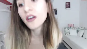MyFreecams Impeccable bitch fucks hard