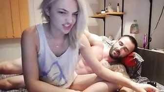 annaelton Seductive lady shows sexy body