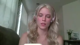 Chaturbate - bunluv wet hole fingering June-2024