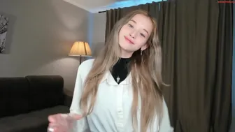 Chaturbate - taitehambelton naked sexy teen chick fapping 13-June-2024