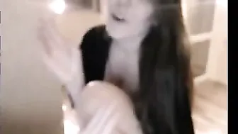 MyFreecams Gorgeous chick licks phallus and pulls pussy