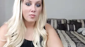 pierced_nipplesxxx Slender lady with a tattoo shows her charms