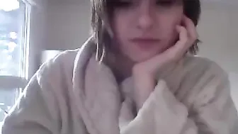 babyfaceforever Lustful bitch is planting dildo in her pussy
