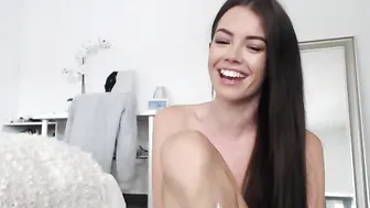 tinker_mel Luxurious curvy masturbates with sex toy cap