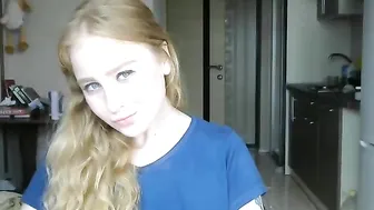 mineeett Tiny and her very tight twat