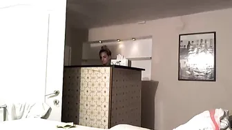 miishaahme Cute bitch pulls pussy