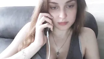 koketochka555 Solid brunette masturbates shaved holes