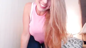 alisonfire Amazing Shlendra pulls vaginal opening