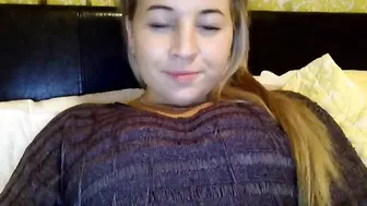 kaliii_jones Flawless shows her dresses and underwear