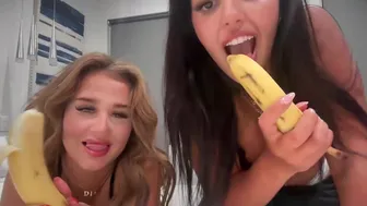 Chaturbate Emilyster Nov-20-2024 Most Hottest Sexy Slut